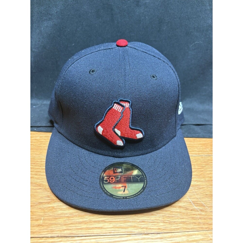 New Era 59FIFTY Boston Red Sox Socks Logo Size 7 Alternate On Field Cap Hat
